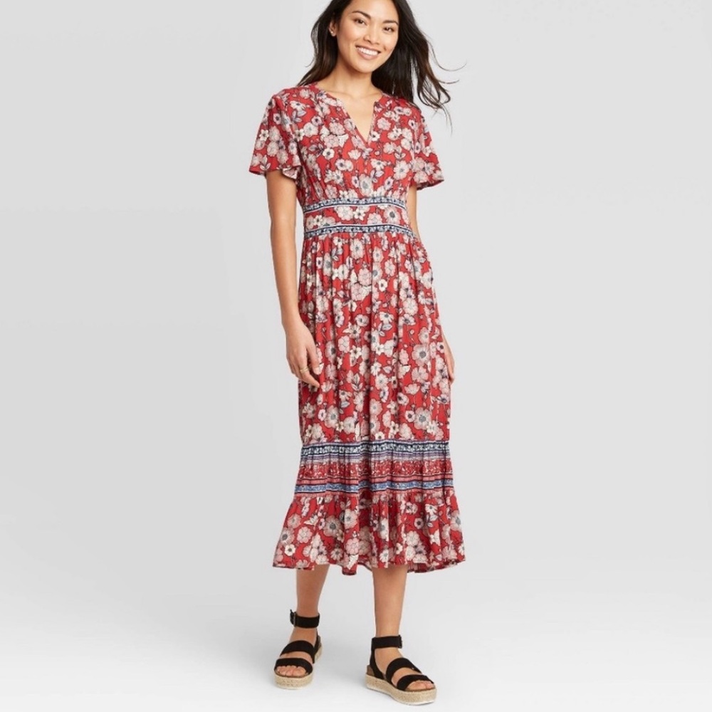 Red Short Sleeve Dress in Red Rose
